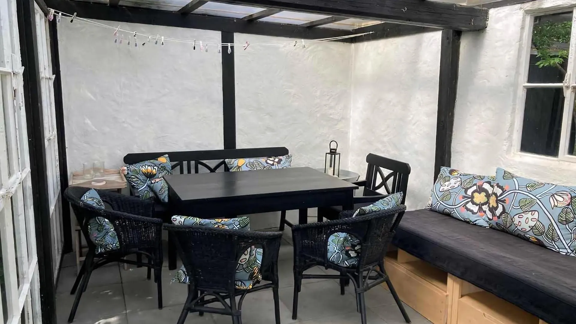 Family-Friendly Villa In Quiet Neighbourhood سكاغن