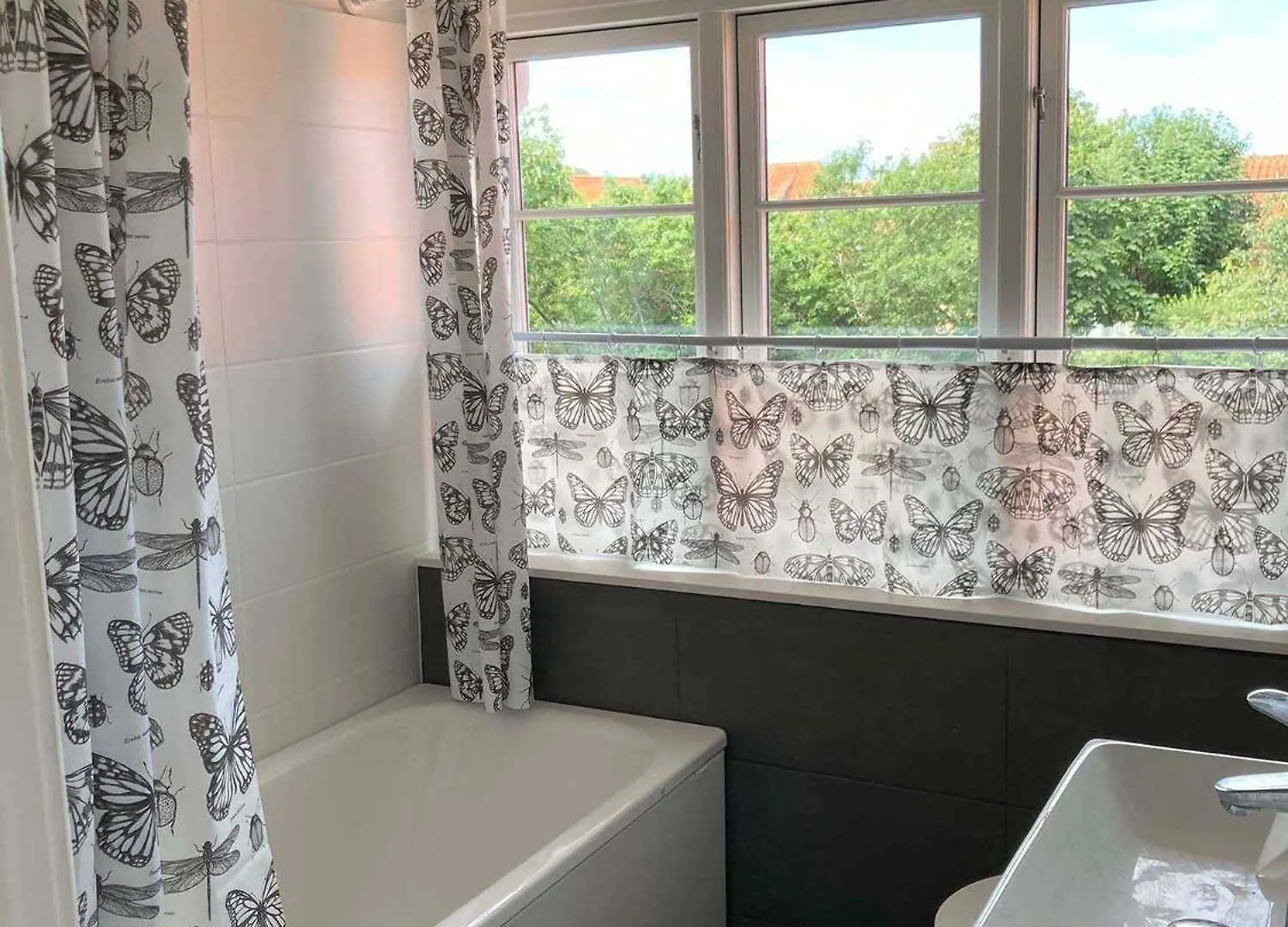 Family-Friendly Villa In Quiet Neighbourhood سكاغن